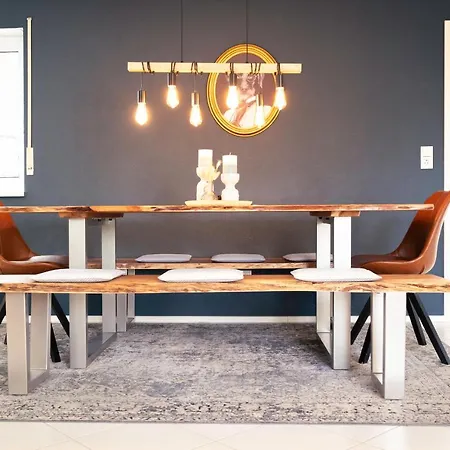 Sohana Lifestyle I Leilani's & Saskia's I *